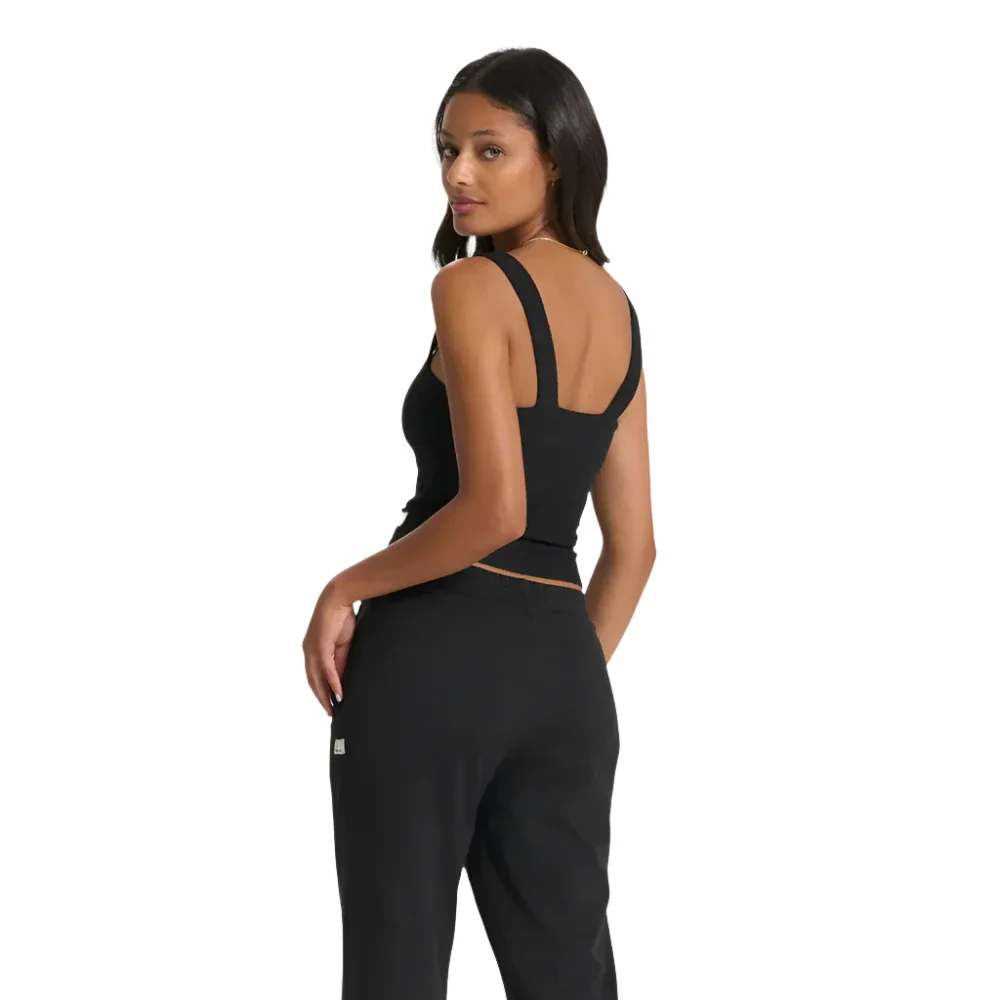Vuori Women's Elevation Square Neck Tank - Image 3