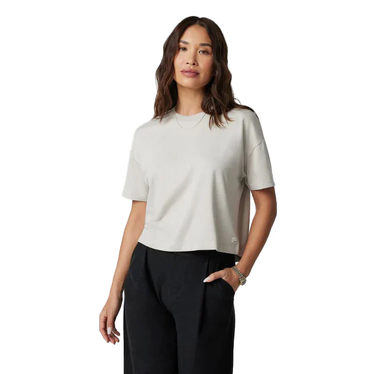 Vuori Women's Energy Tee - Image 13