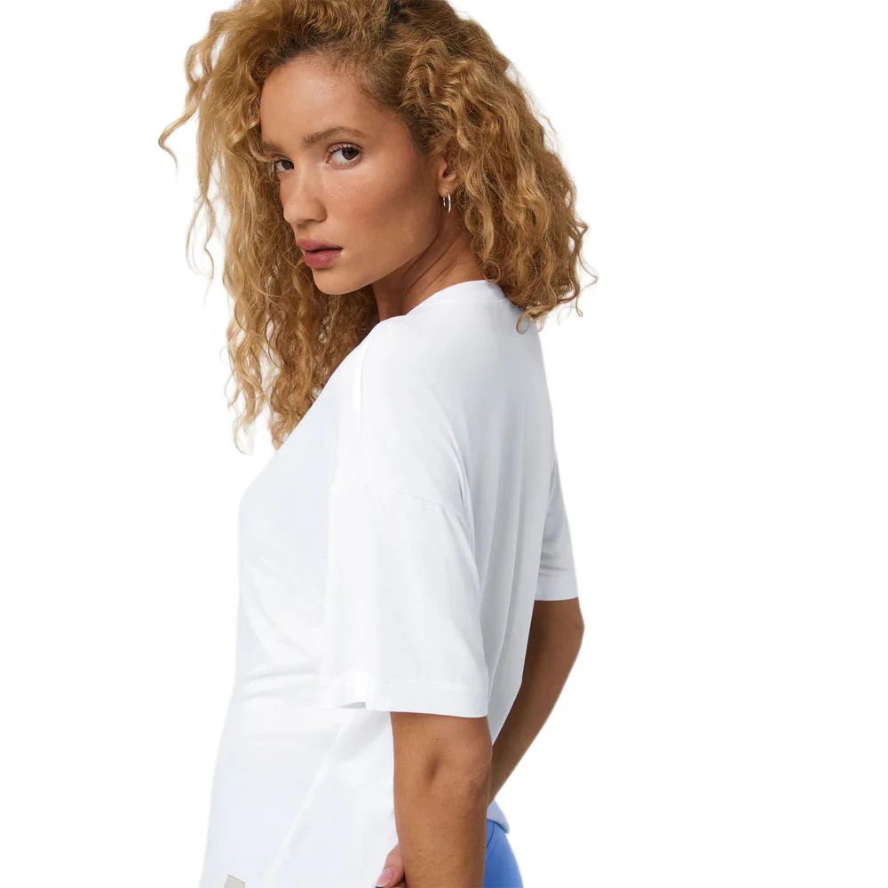 Vuori Women's Energy Tee Long - Image 5