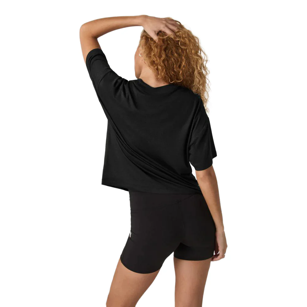 Vuori Women's Energy Tee Long - Image 9