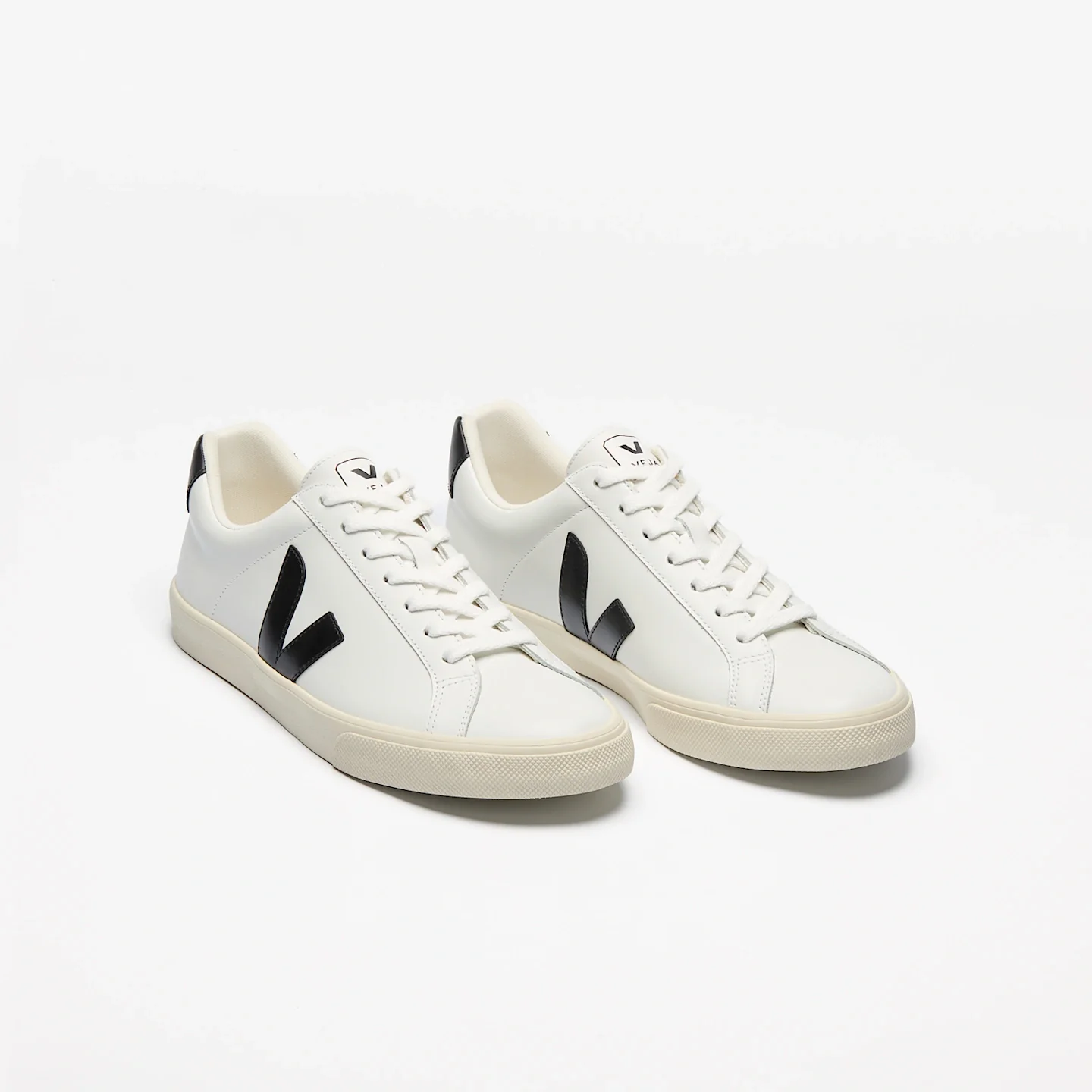 Veja Women's Esplar Leather Sneakers - Image 12