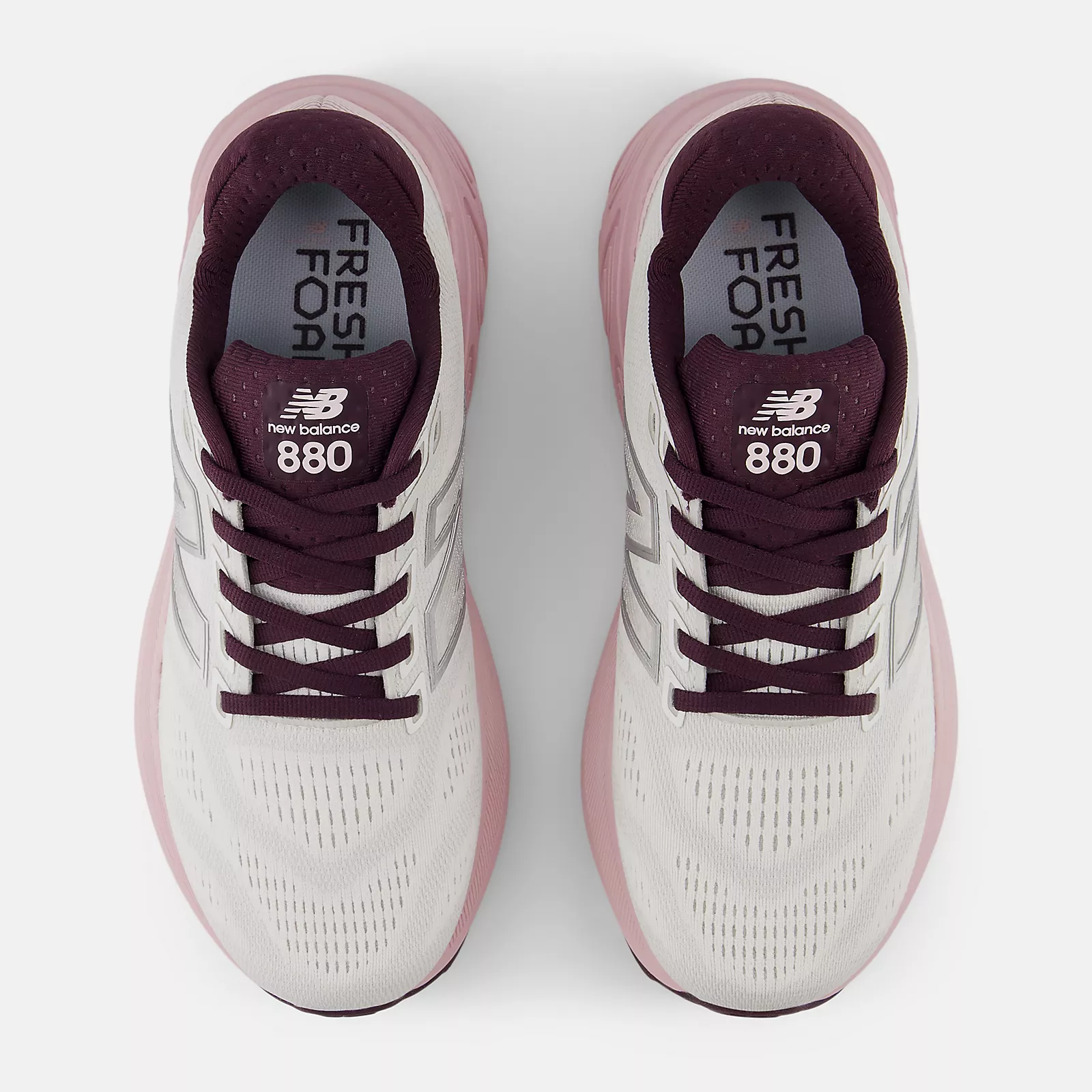 New Balance Women's Fresh Foam X 880V15 - Image 11