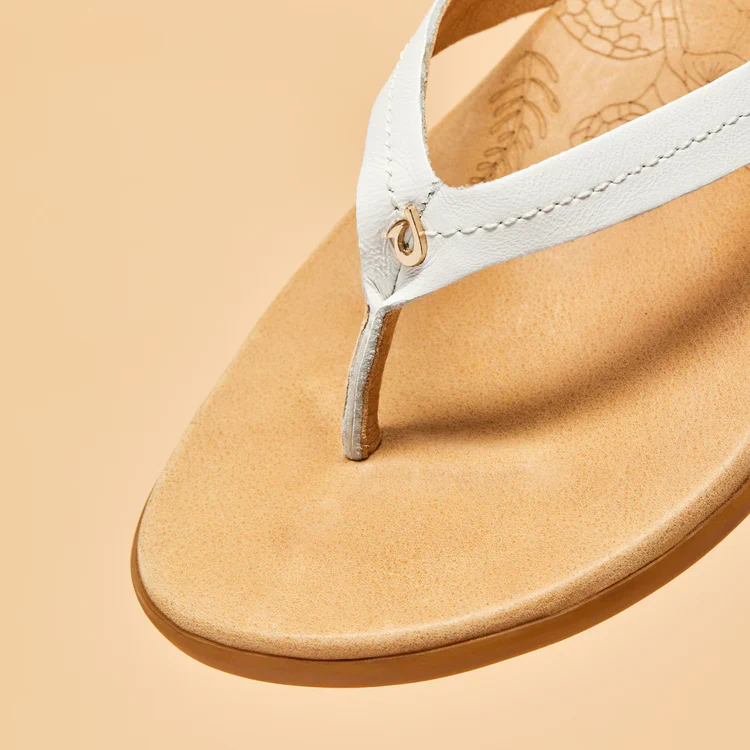 OluKai Women's Honu - Image 4