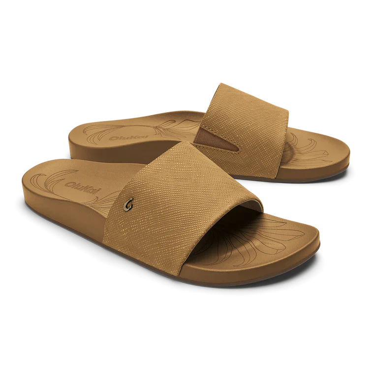 OluKai Women's Kīpe‘a Pono Sandal - Image 3