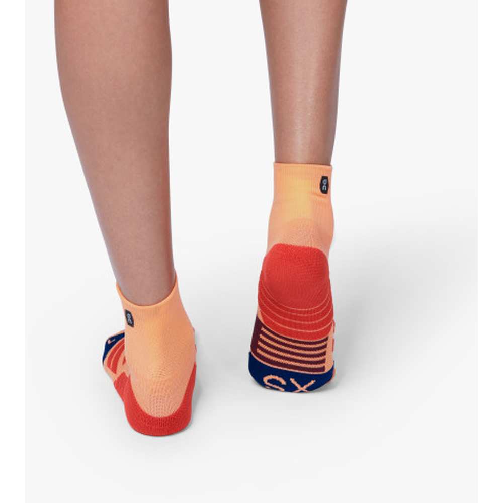 On Women's Mid Sock - Image 5