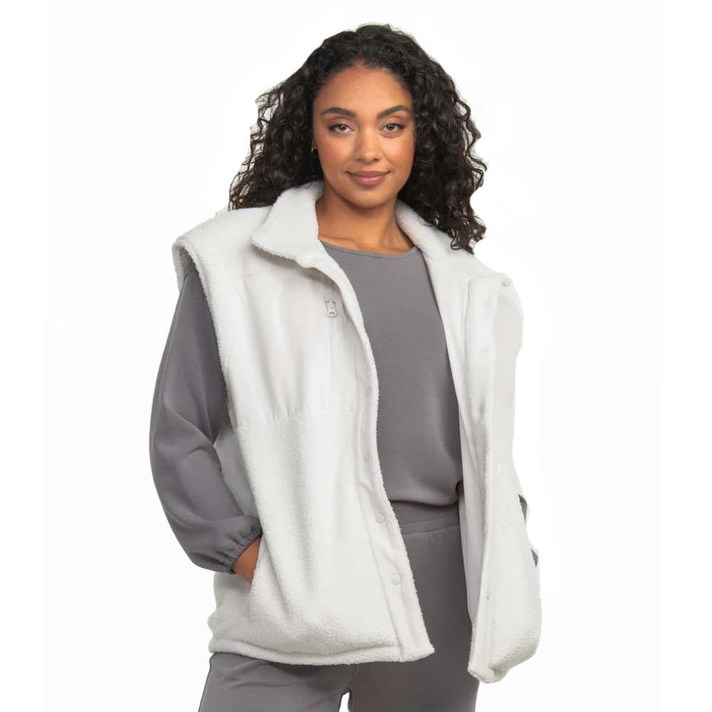Southern Shirt Women's Reversible Fleece Vest - Image 5