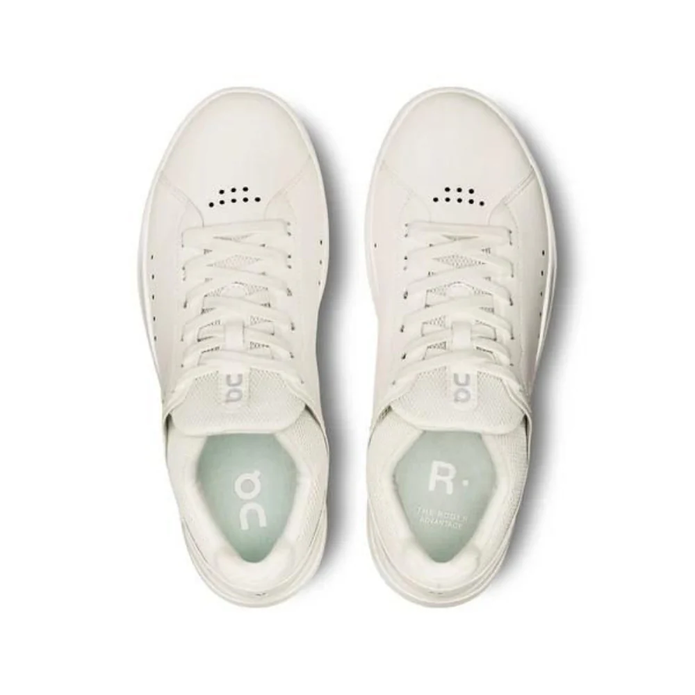 On Women's Roger Advantage 2 Shoes - Image 5
