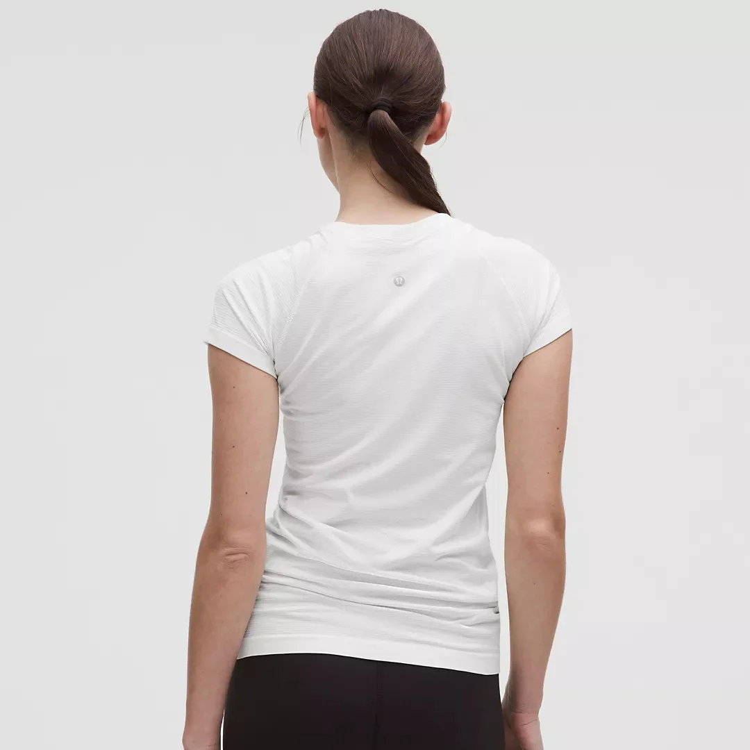 Lululemon Women's Swiftly Tech Short Sleeve Shirt 2.0 - Hip - Image 6