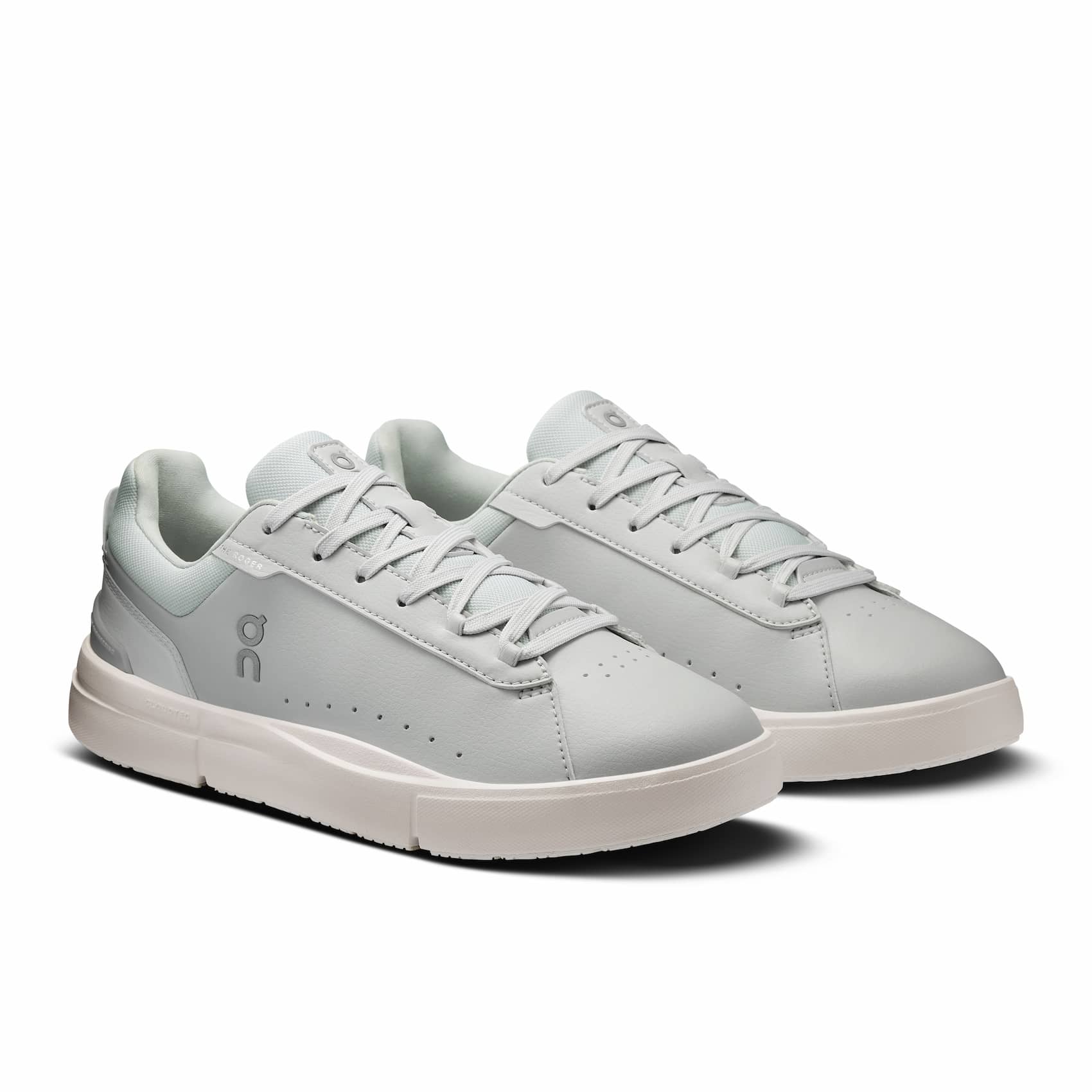 On Women's The Roger Advantage 1 Shoes - Image 9