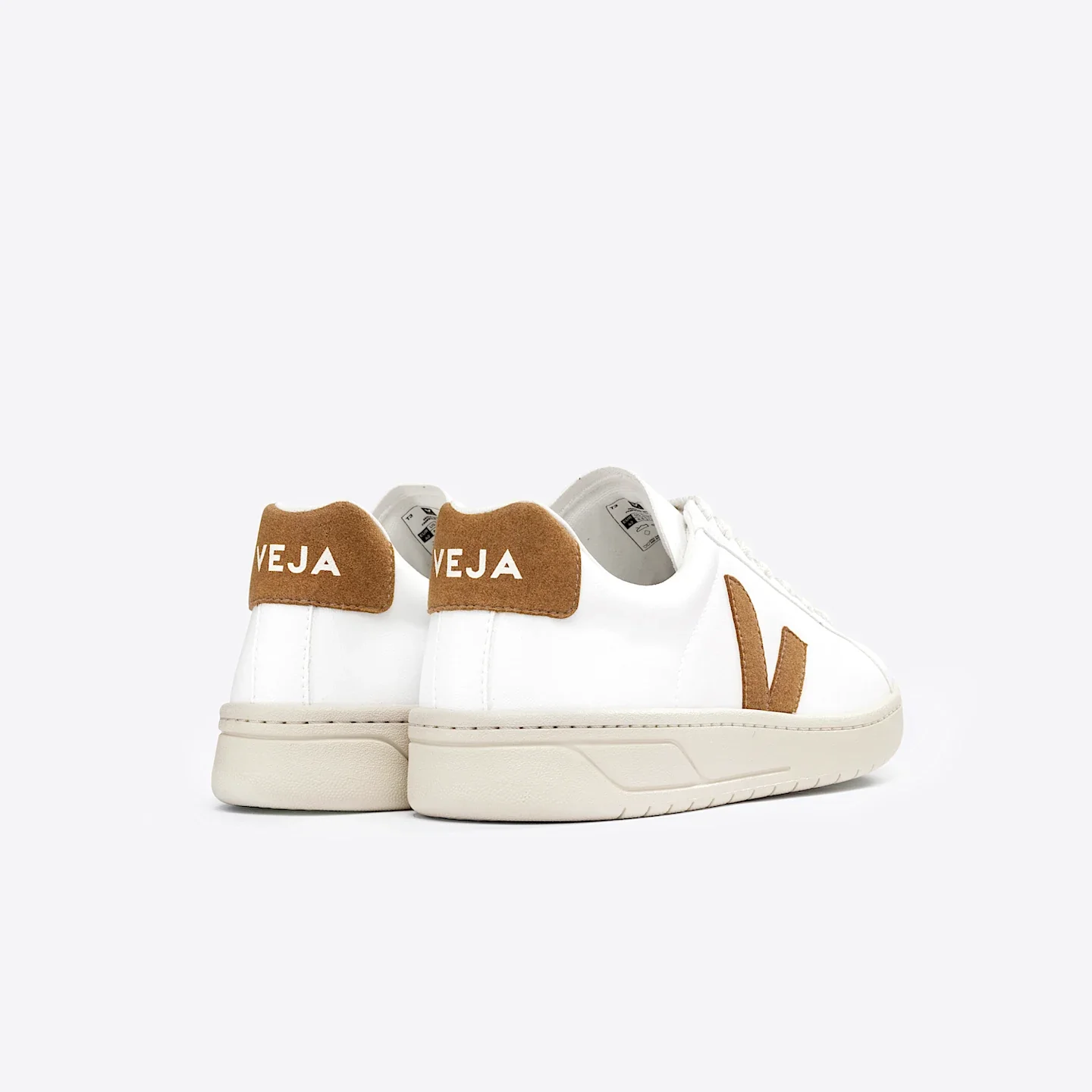 Veja Women's Urca Sneakers - Image 6