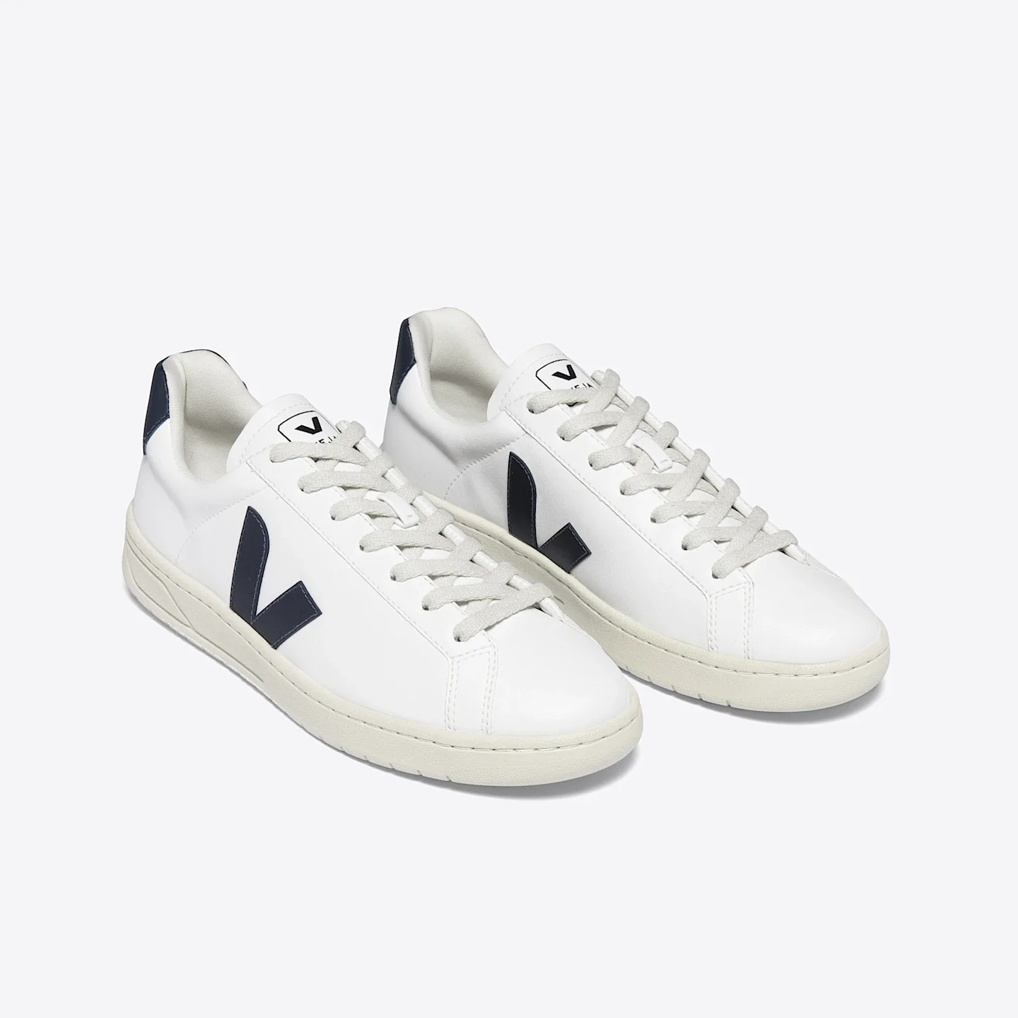 Veja Women's Urca Sneakers - Image 8