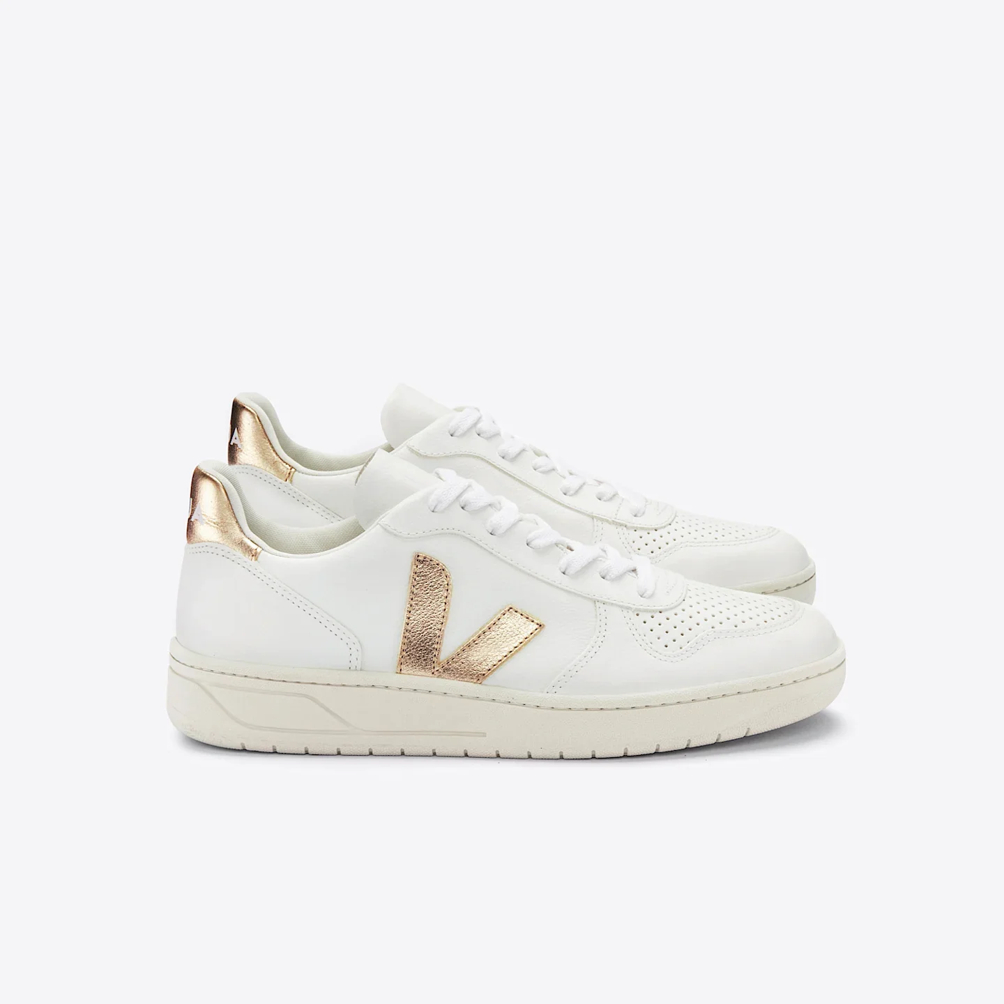 Veja Women's V-10 Leather Sneakers - Image 4
