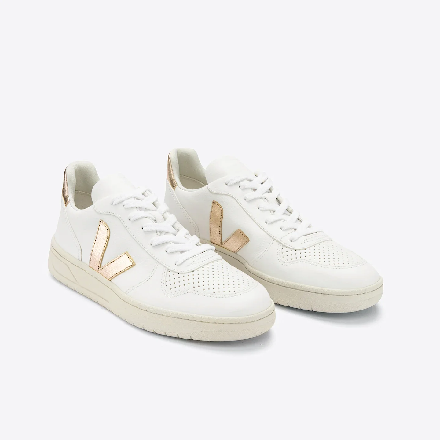 Veja Women's V-10 Leather Sneakers - Image 5