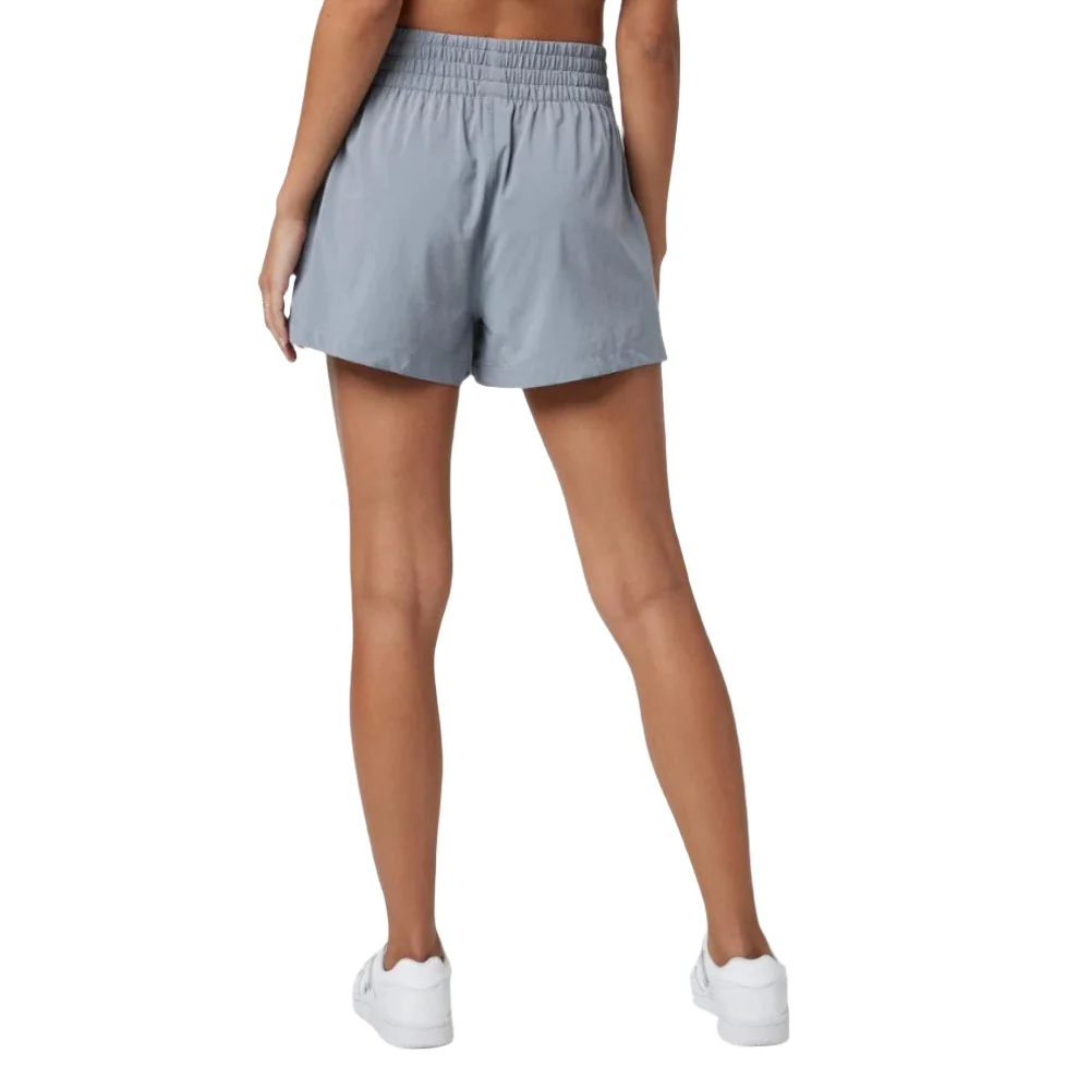 Vuori Women's Villa Shorts - Image 2