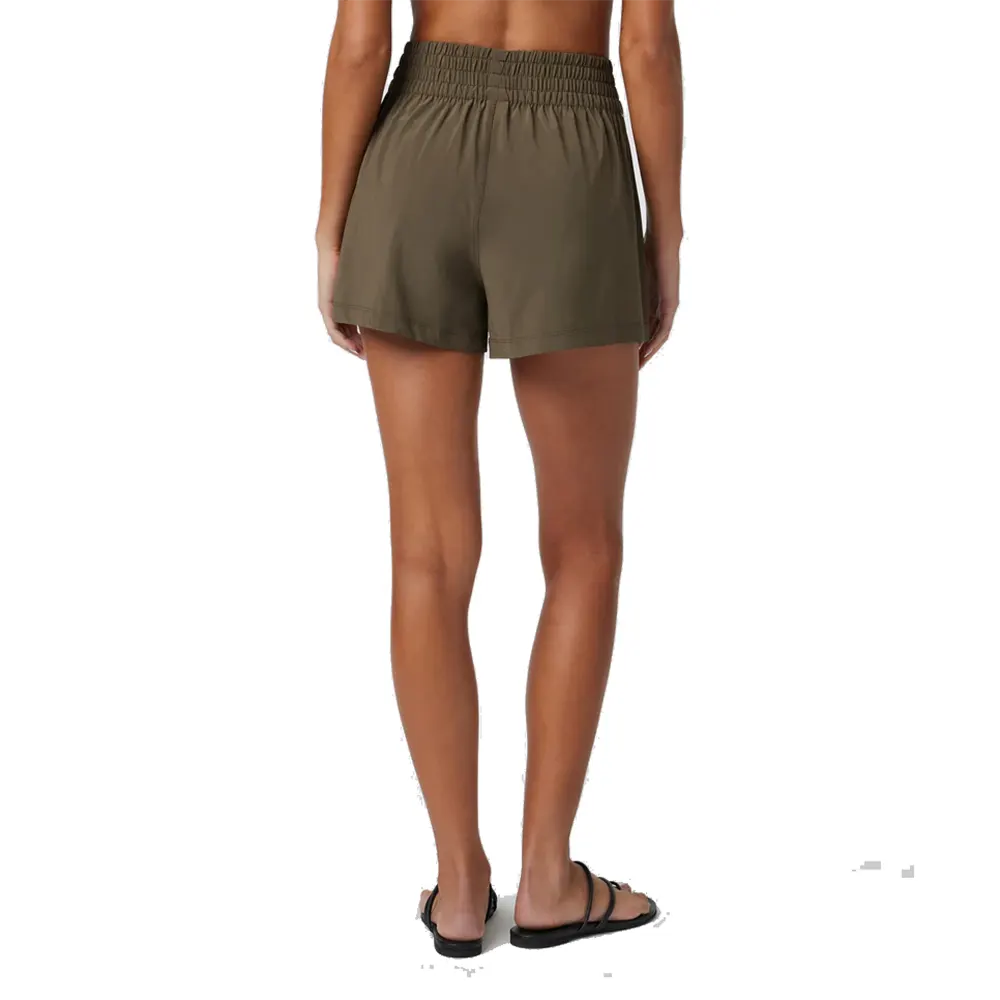 Vuori Women's Villa Shorts - Image 7