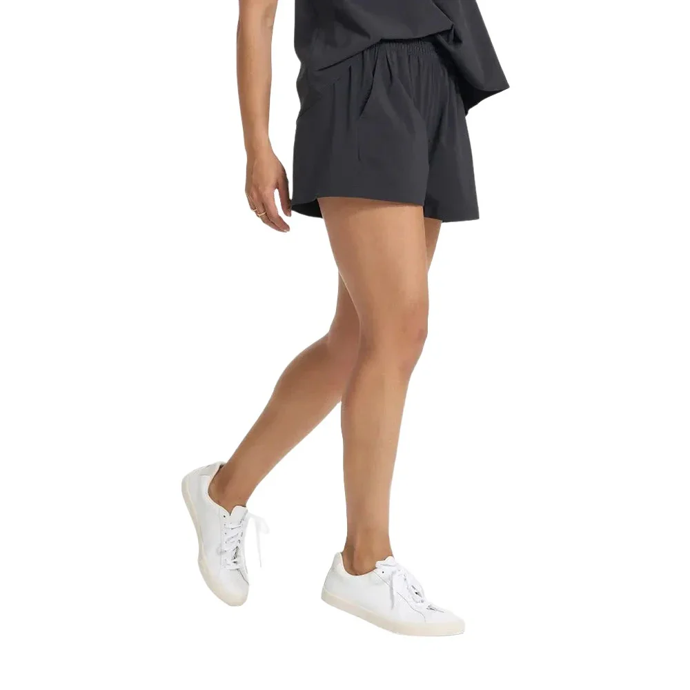 Vuori Women's Villa Shorts - Image 9