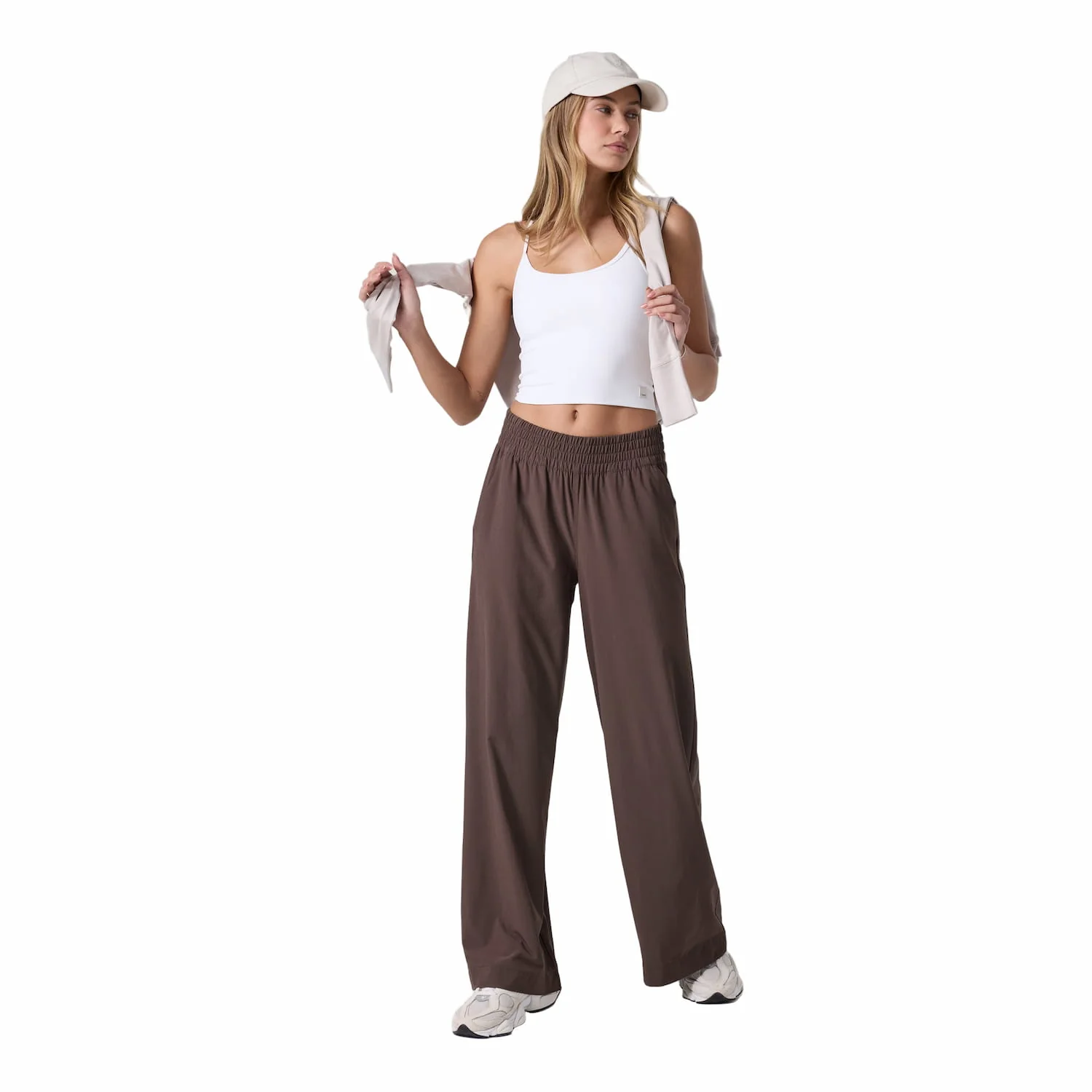 Vuori Women's Villa Wideleg Pants - Image 3