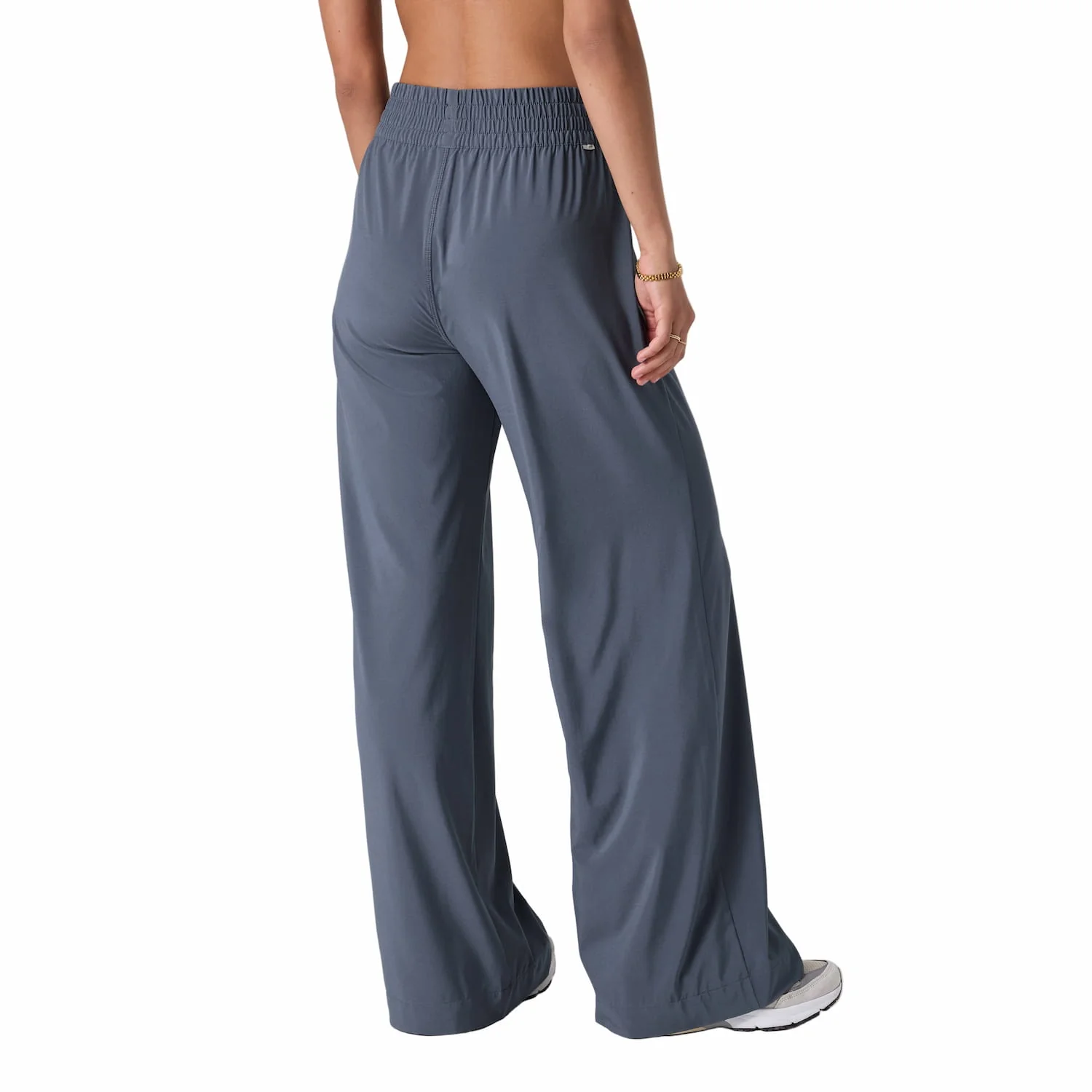 Vuori Women's Villa Wideleg Pants - Image 8