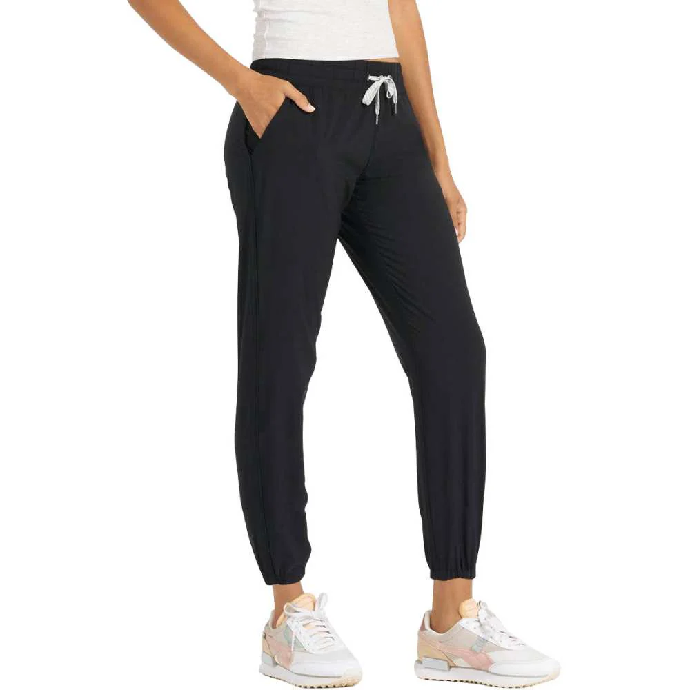 Vuori Women's Weekend Jogger - Image 2